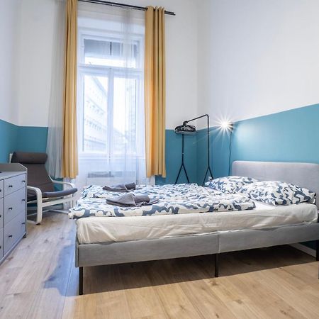 4-Bedroom Comfort Apartment In The Citycenter F38 Будапешт Екстер'єр фото